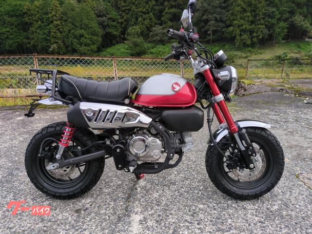 モンキー１２５　ＡＢＳ　リヤキャリア　カスタムシート　社外レバー付き
