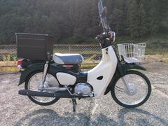 ホンダ　スーパーカブ５０　風防　前カゴ　ビジネスボックス付き