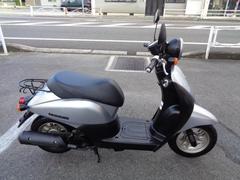 ホンダ　トゥデイ・Ｆ　空冷４サイクルインジェクションモデル　エンジンオイル　スパークプラグ　バッテリー　新品　最終モデル