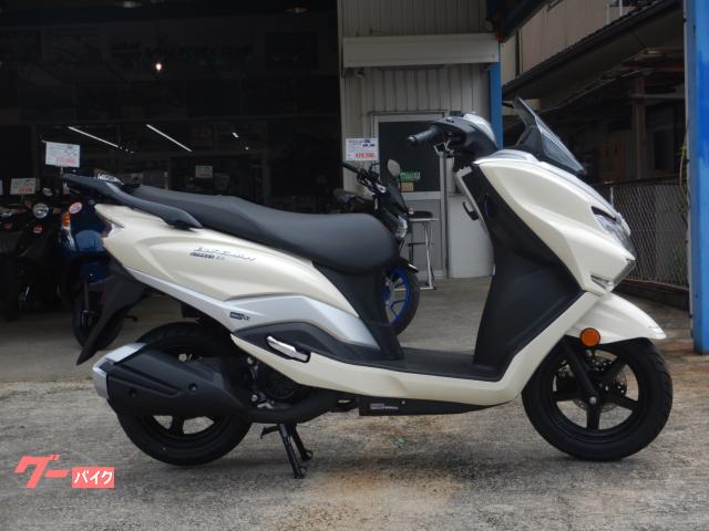 バーグマンストリート１２５ＥＸ