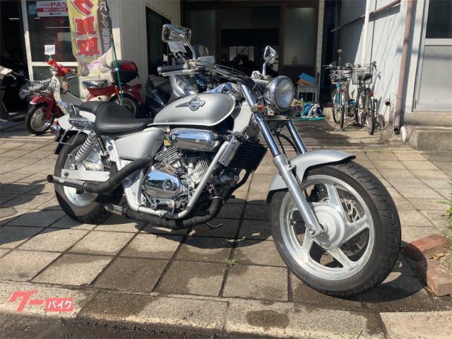 ホンダ Ｖ－ＴＷＩＮ ＭＡＧＮＡ カスタムマフラー 純正リアキャリア｜ミウラモーターサイクル｜新車・中古バイクなら【グーバイク】