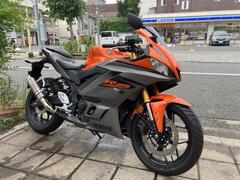 ヤマハ　ＹＺＦ−Ｒ２５　ＬＥＤウィンカー　クイックシフター　パフォーマンスダンパー　ＷＲ’Ｓマフラー