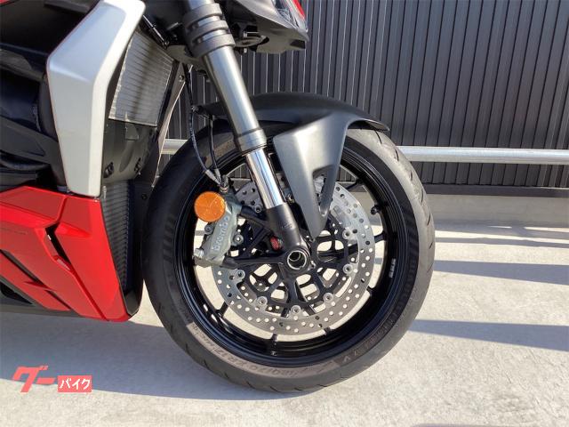 DUCATI V2 — миниатюра 6