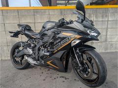 カワサキ　Ｎｉｎｊａ　ＺＸ−２５Ｒ　ＳＥ　ＡＢＳ　エンジンスライダー