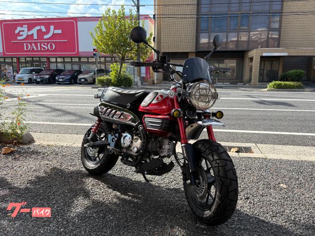 モンキー１２５　５速　フォグランプ　メーターバイザー　リアキャリア　ハンドルガード　他多数