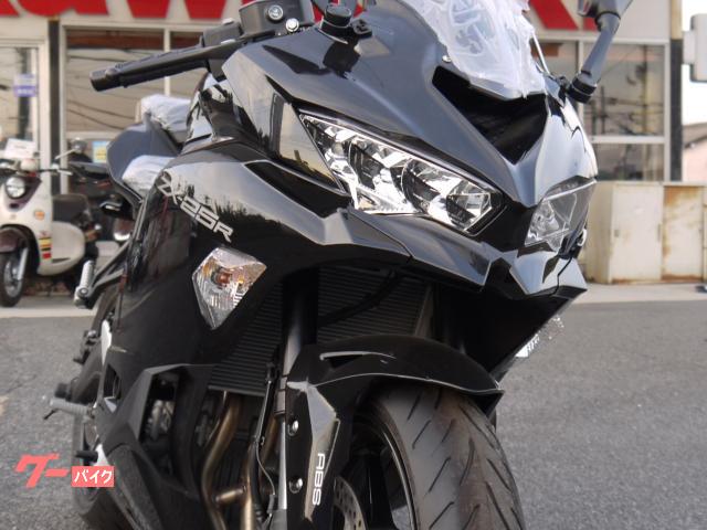 カワサキ Ｎｉｎｊａ　ＺＸ－２５Ｒの画像（岡山県