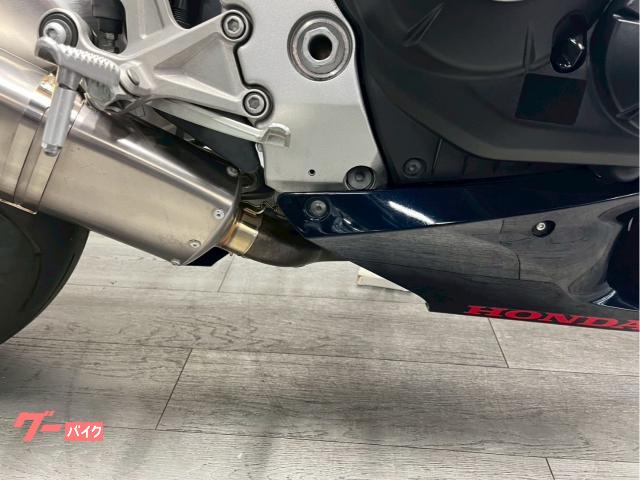 ホンダ CBR1000RR SC59前期型 レプソルカラー TSR