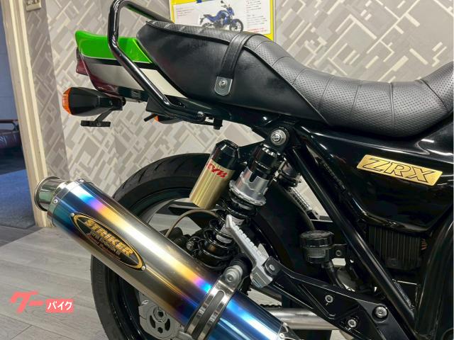 カワサキ ZRX400 後期型 キャブ ストライカーフルエキ ETC