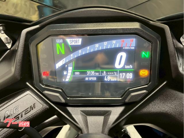 カワサキ Ninja ZX－4R SE ワンオーナー ヨシムラマフラー
