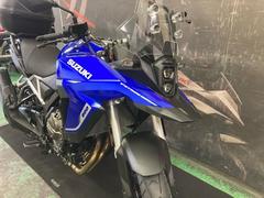 スズキ　Ｖ−ストローム８００ローダウン　ＥＴＣ　リヤボックス付き