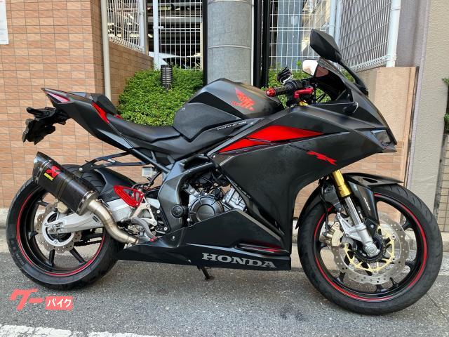 ＣＢＲ２５０ＲＲ２型ＡＢＳ　アクラボ　ＥＴＣ　ビート製バックステップ　フェンレス付き