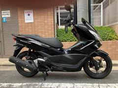 ホンダ　ＰＣＸ１５０　バッテリー　ブレーキパット交換