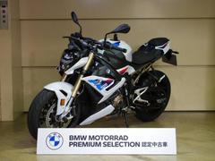 ＢＭＷ　Ｓ１０００Ｒ　２０２２年モデル　ＥＴＣ　アクラポサイレンサー　灯火類ＬＥＤ　クルコン　エンジンカバー　ＢＭＷ認定中古車