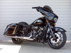 ＨＡＲＬＥＹ−ＤＡＶＩＤＳＯＮ　ＦＬＨＸＳ　ストリートグライドスペシャル　２０２３年モデル　ＢＯＯＭオーディオ　カスタムハンドル