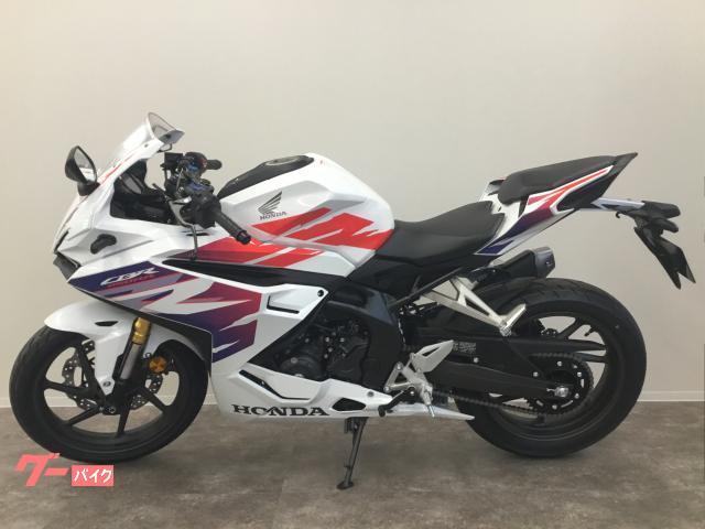 ホンダ CBR250RR 2025年モデル パールグレアホワイト