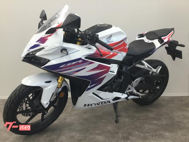 ホンダ CBR250RR 2025年モデル パールグレアホワイト