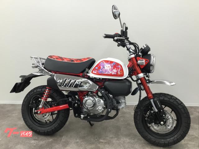 モンキー１２５　″Ｈｏｎｄａ×Ｋｕｒｏｍｉ″　クロック＆ギアポジションメーター　赤地チェックシート　リアキャリア　ミレニアムレッド