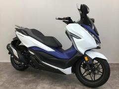 ホンダ　フォルツァ　ＡＢＳ　スマートキー　ローダウン　マルチバー　１オーナー　パールホライゾンホワイト