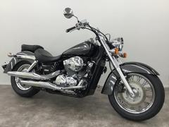 ホンダ　シャドウ４００クラシック　前後タイヤ新品　ツートーン　ＰＧＭ−ＦＩ　シャフトドライブ　グラファイトブラック／ヘビーグレーメタリック