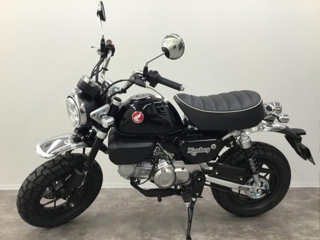 純正モンキー125新車購入時に外した新品シートです。 純正モンキー125新車購入時に外した新品シートです。