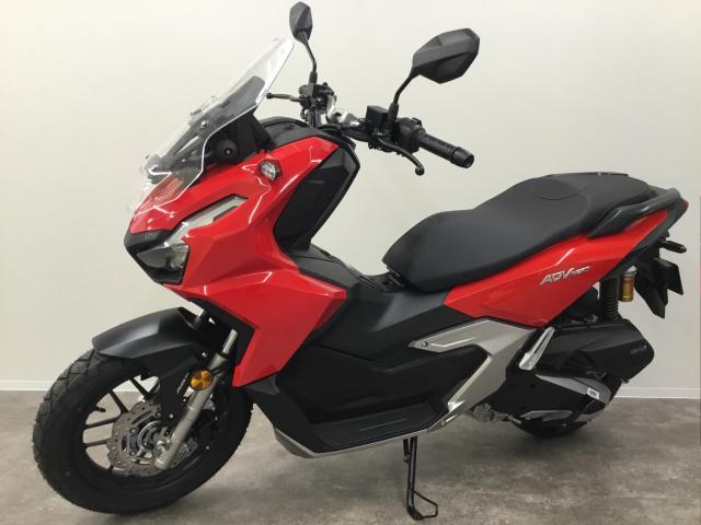 ホンダ ADV160 2025年モデル 2段階可変スクリーン スマート