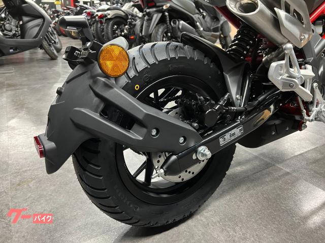 BENELLI TNT125 ブラック 正規輸入モデル 5速ミッション