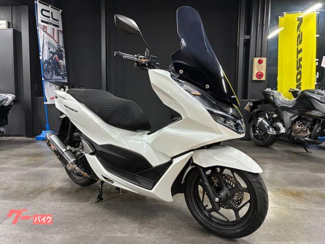 ＰＣＸ１６０　２０２３年　ヨシムラ製マフラー　ロングスクリーン　グリップヒーター　リアキャリア他装備車