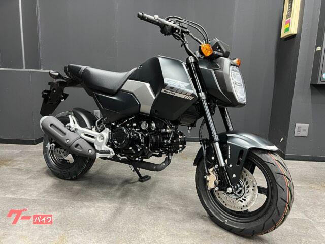 グロム　２０２４年モデル　ＡＢＳ　ギヤポジションインジケーター内蔵メーター　前後ディスクブレーキ　シート高７６１ｍｍ　ＬＥＤヘッド