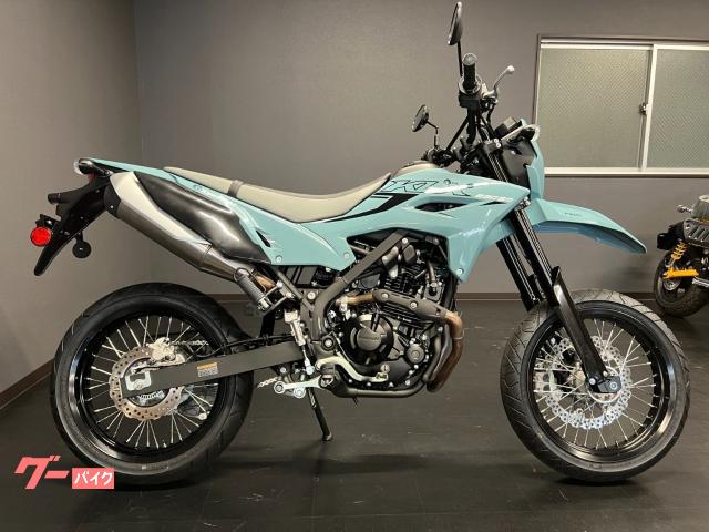カワサキ KLX230SM 2025年モデル ABS 車両重量