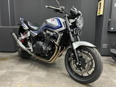 ホンダ　ＣＢ１３００Ｓｕｐｅｒ　Ｆｏｕｒ　２０２３年モデル　スペンサーカラー　ＥＴＣ　グリップヒーター　クルーズコントロール機能多数