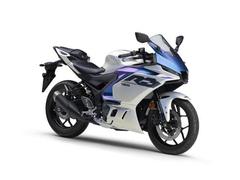 ヤマハ　ＹＺＦ−Ｒ３　２０２５年モデル　ＵＳＢ電源ソケット標準装備　アシスト＆スリッパークラッチ搭載　フルＬＥＤ