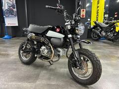 ホンダ　モンキー１２５　２０１９年モデル　ＡＢＳ　ヨシムラマフラー　社外メーター・タコメーター＆ギヤポジション表示有　フェンダーレス他