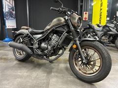 ホンダ　レブル２５０　Ｓエディション　２０２３年モデル　ＥＴＣ　サイドバッグ　ＤＣソケット　アクセサリーバー　ヘルメットロック他カスタム有