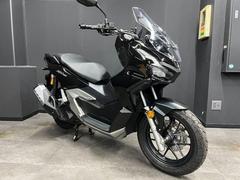 ホンダ　ＡＤＶ１６０　２０２５年モデル　ＡＢＳ　ｅＳＰ＋エンジン　前後ディスクブレーキ　トルクコントロール搭載