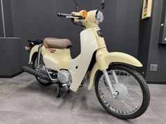 ホンダ　スーパーカブ５０　２０２５年モデル　ＬＥＤヘッドライト　４速ミッション　日本製