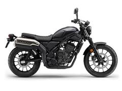 ホンダ　ＣＬ２５０　２０２５年モデル　Ｅ−Ｃｌｕｔｃｈ　新設計シート　新フットペグ　ＡＢＳ　フルＬＥＤライト