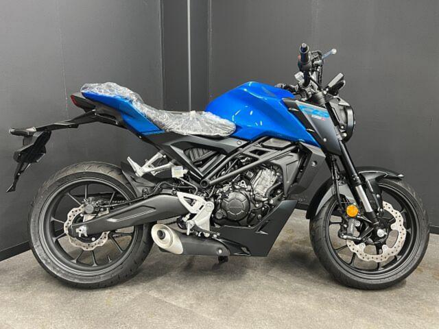 HONDA CB125R JC91 2023年モデル　純正メーター美品 HONDA CB125R JC91 2023年モデル 純正メーター パーツ