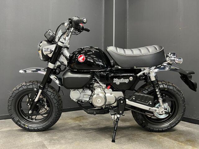 モンキー125 純正シート　2025年モデル　JB05 使用距離50キロ　極美品 8500219B3024071000100.jpg