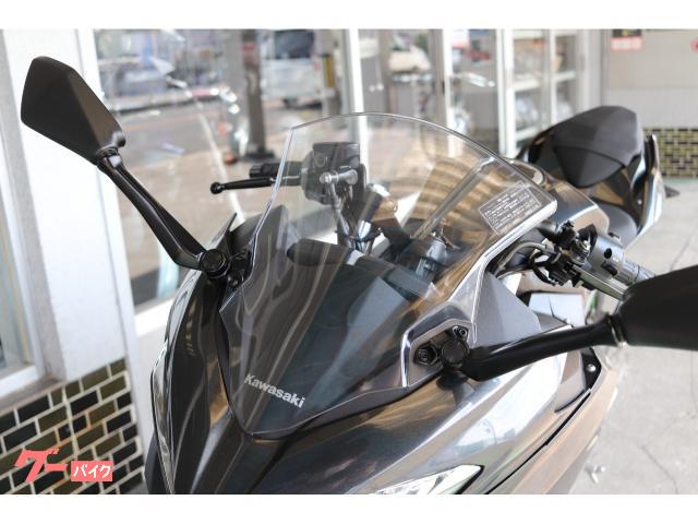 ninja250タンク EX250Y メタリックカーボングレー カワサキ Ninja 250 EX250P型 2022年モデル