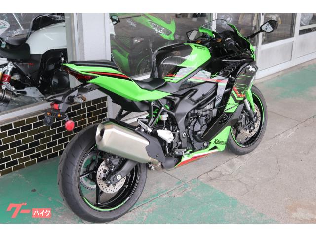 カワサキ Ninja ZX－4RR ABS カーボンタンクカバー GB