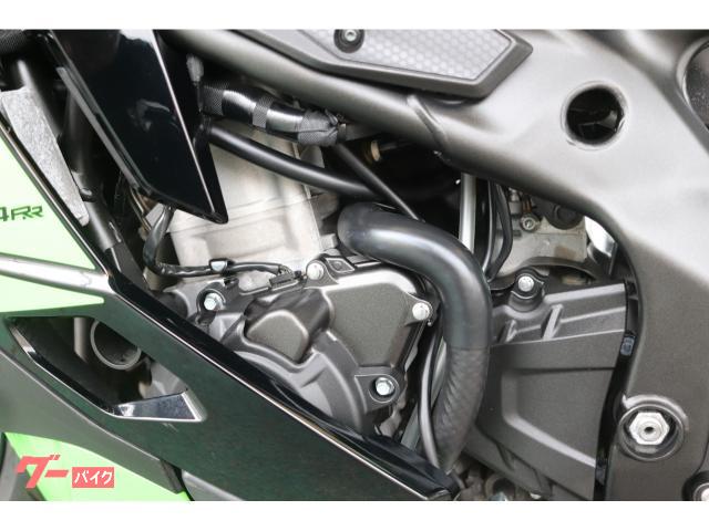 カワサキ Ninja ZX－4RR ABS カーボンタンクカバー GB
