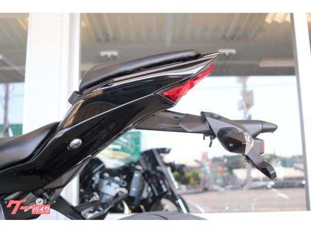 カワサキ Ninja ZX－25R ABS ノーマル ブラック フロント