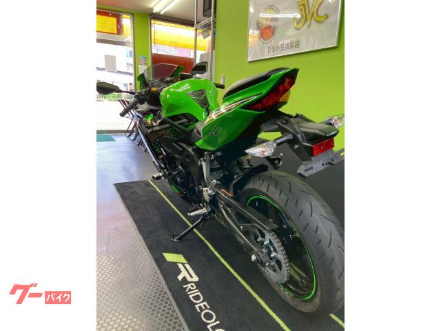 カワサキ Ninja ZX－25R SE エンジンスライダー／ETC