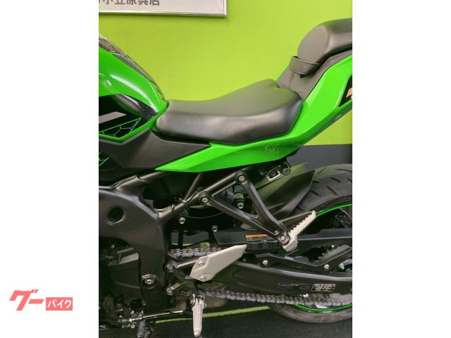 カワサキ Ninja ZX－25R SE エンジンスライダー／ETC