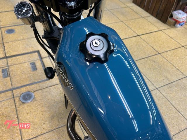 グラストラッカービックボーイスズキ 青 タンク チェッカーフラッグ グラストラッカービックボーイスズキ 青 タンク チェッカーフラッグ