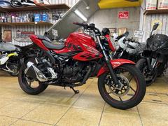 スズキ　ＧＩＸＸＥＲ　１５０　ＡＢＳ　ＬＥＤ