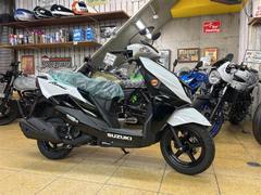 スズキ　アヴェニス１２５　２０２５モデル　ＬＥＤ　ＵＳＢ　キックスターター