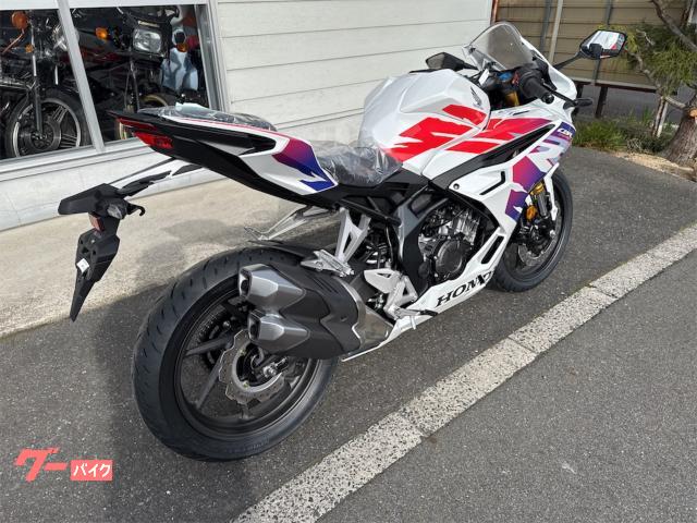 ホンダ CBR250RR パールグレアホワイト 2025年モデル