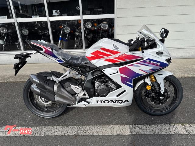 ホンダ CBR250RR パールグレアホワイト 2025年モデル