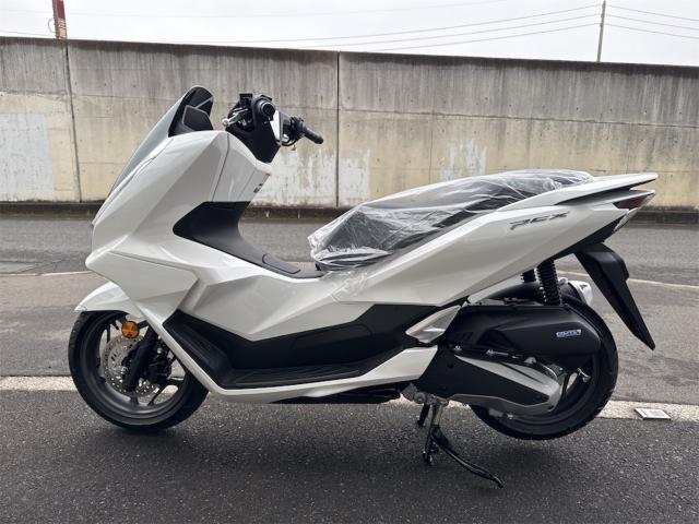 ホンダ PCX パールスノーフレークホワイト 2025年モデル